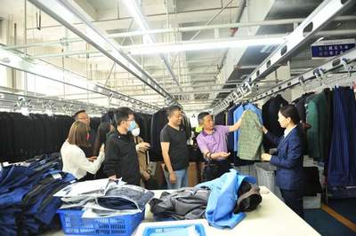 揭示新穎的標格 呈現別樣的情調 格調服裝探秘